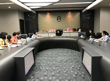 เข้าร่วมประชุมคณะกรรมการดำเนินงานจัดทำข้อมูลกลุ่มที่
2 ด้านวิทยาศาสตร์และเทคโนโลยี
เพื่อเตรียมความพร้อมของข้อมูลก่อนการเข้าร่วมการรับฟังการบรรยาย
