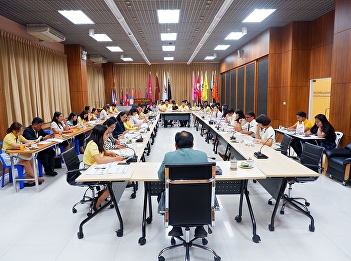 Deputy Dean for Student Affairs And
nursing and health college personnel
Attending the meeting to clarify the
results of the operation