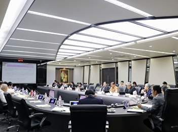 Attending the University Executive
Committee Meeting No. 8/2019