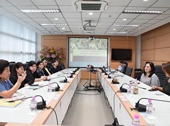 คณบดีวิทยาลัยพยาบาลและสุขภาพ
พร้อมด้วยคณะผู้บริหาร
ให้การต้อนรับคณะศึกษาดูงานจากสถาบันการจัดการปัญญาภิวัฒน์
