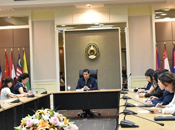 นายกสภามหาวิทยาลัยราชภัฏสวนสุนันทา
เข้าตรวจเยี่ยมวิทยาลัยพยาบาลและสุขภาพ