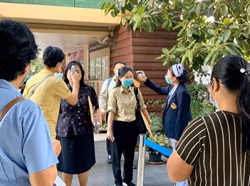 College of Nursing and Health Bring
personnel to provide screening services
to monitor and prevent the outbreak of
COVID-19 for staff members and test
takers to enter the government service
of the Secretariat of the Cabinet.