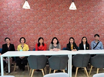 คณบดีวิทยาลัยพยาบาลและสุขภาพ
มอบหมายให้รองคณบดีฝ่ายวิชาการ
พร้อมด้วยอาจารย์ผู้รับผิดชอบหลักสูตร
อาจารย์ หัวหน้าสำนักงาน
หัวหน้าฝ่ายบริหารงานทั่วไป
รักษาการหัวหน้าฝ่ายวิชาการ
และบุคลากรวิทยาลัยพยาบาลและสุขภาพ
เยี่ยมชมศูนย์การศึกษาจังหวัดสมุทรสงคราม