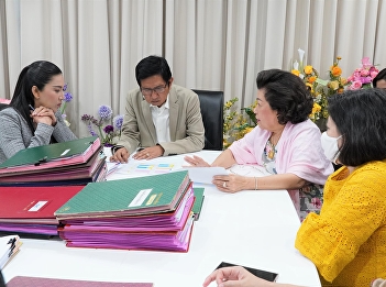 Meeting with the President of Suan
Sunandha Rajabhat University Council And
Rector of Suan Sunandha Rajabhat
University To consult with the President
of the Council of SuanSunandha Rajabhat
University On the preparation of
teaching and learning management