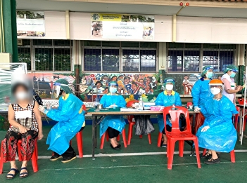 Lecturer at the College of Nursing and
Health Join to work as a volunteer nurse
to vaccinate against Coronavirus Disease
2019 (COVID-19) with Public Health
Service Centers 31