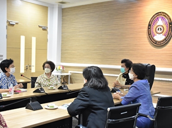 College of Nursing and Health
Administrators welcomed representatives
of TCELS project consultants and
Director Deputy Director of Srisawan
Hospital Bangkok Ratchaphruek