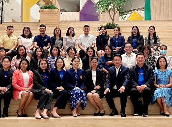 รักษาราชการแทนคณบดีวิทยาลัยพยาบาลและสุขภาพ
นำรองคณบดีฝ่ายวิชาการ
อาจารย์ผู้รับผิดชอบหลักสูตร
หัวหน้าฝ่ายวิชาการ และผู้เกี่ยวข้อง
เข้าร่วมกิจกรรม Gen-Ed on Tour 2023